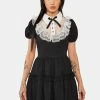 DARK IN LOVE The Princess Comes Across Contrast Ruffle Collar Dress