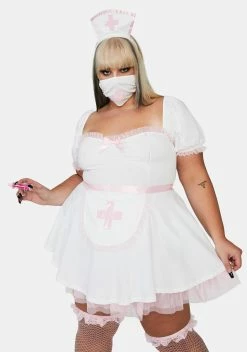 Trickz N' Treatz Plus Heart Healer Nurse Costume